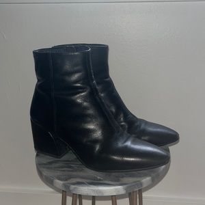 Vagabond Alice Bootie